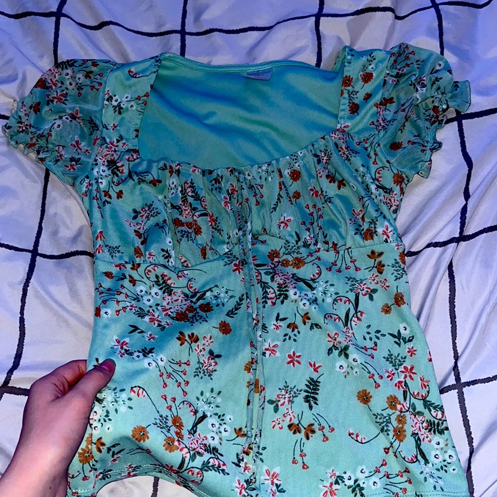 Teal floral top for sale!!